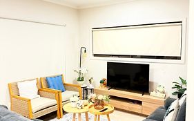 Melbourne Holiday House For 15 Peoples In Sanctuary Lake