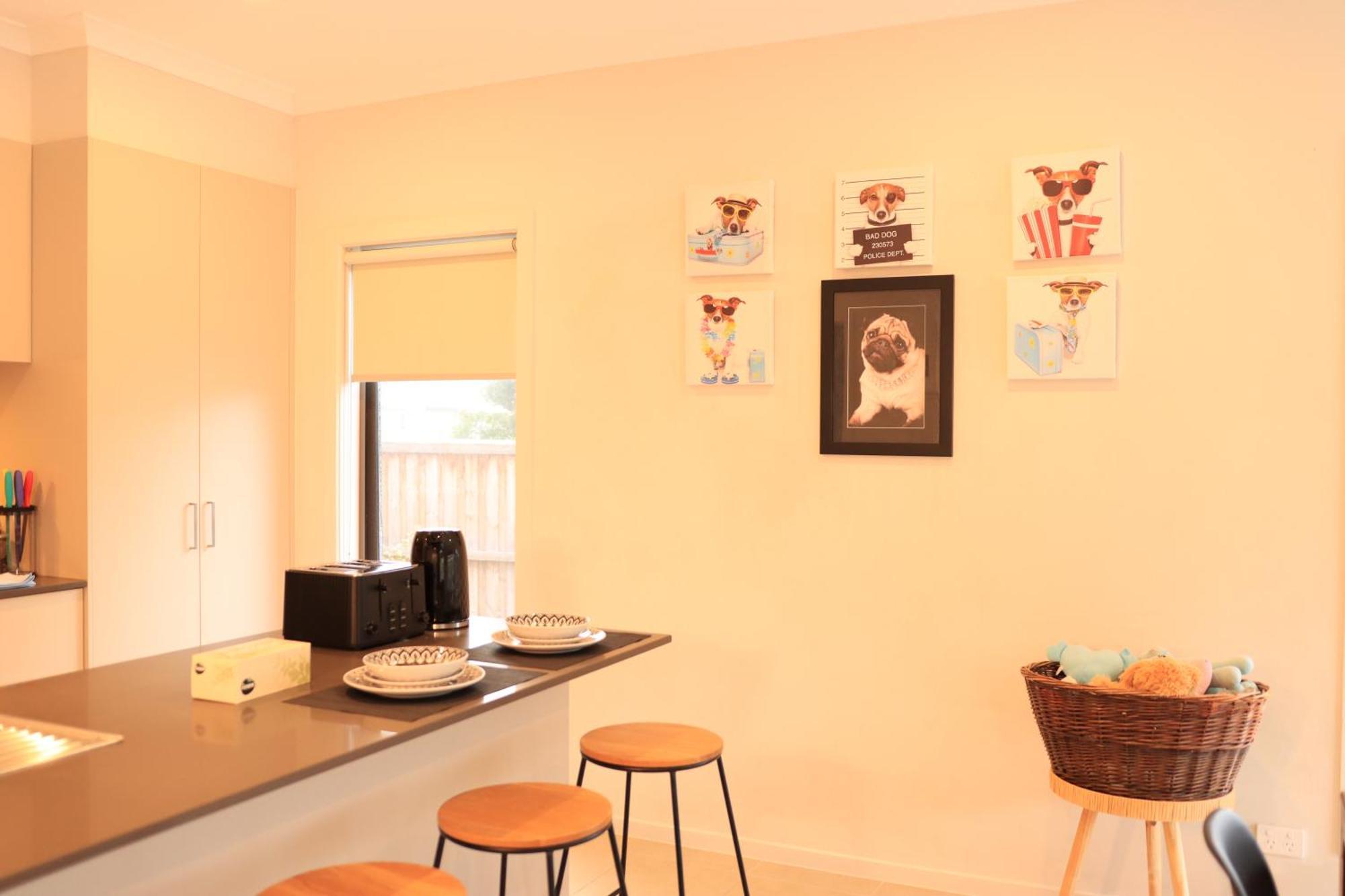 Melbourne Holiday House For 15 Peoples In Sanctuary Lake Point Cook Exterior photo